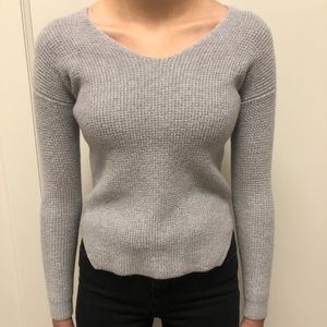 Aritzia -> Wilfred Free Grey Knit Sweater